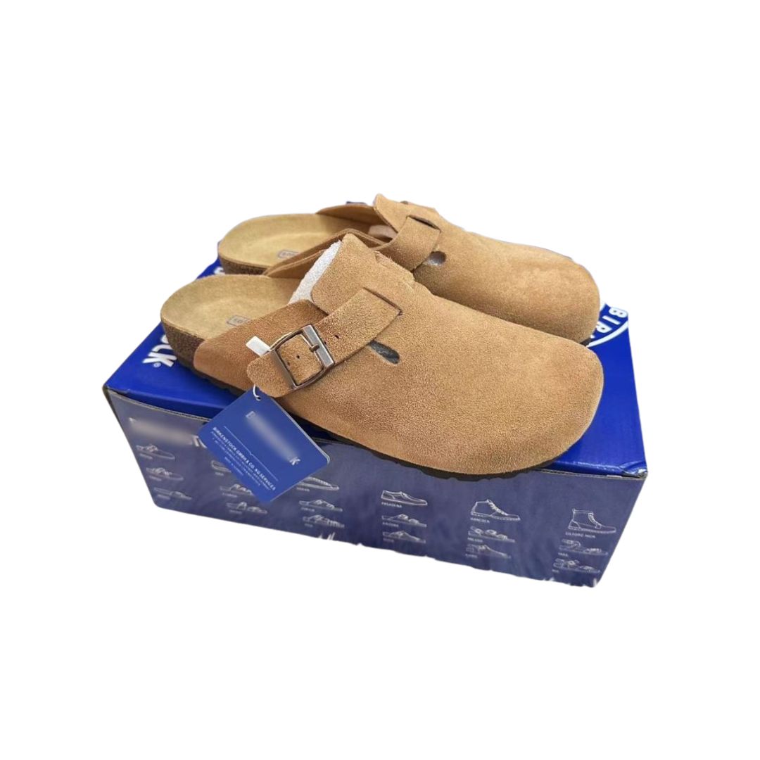 Birkenstock Clogs Maroon - Suede